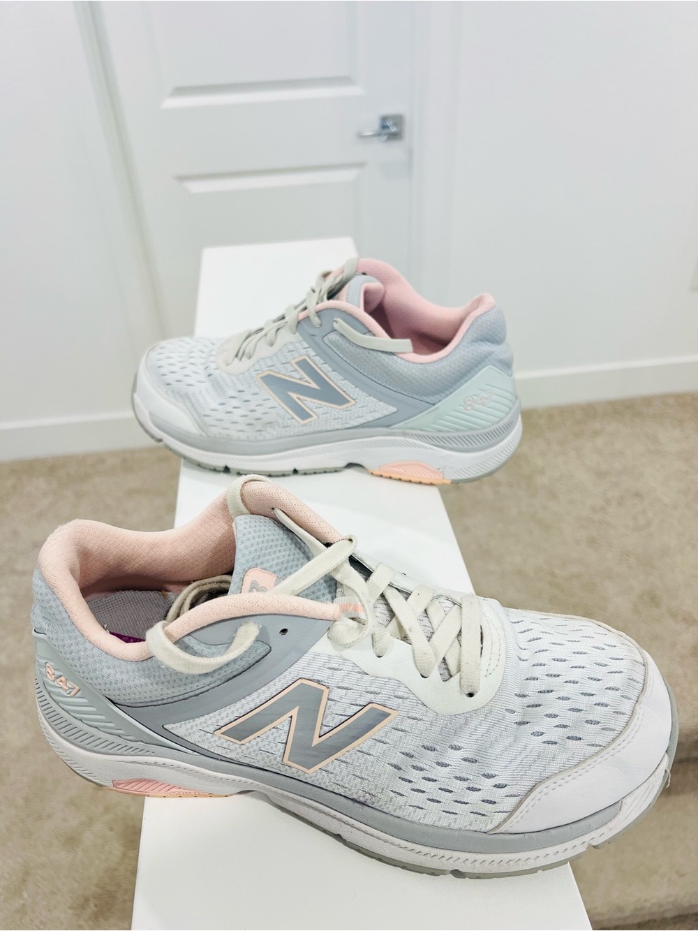 New Balance Women's Light Gray and Pink Athletic Sneakers